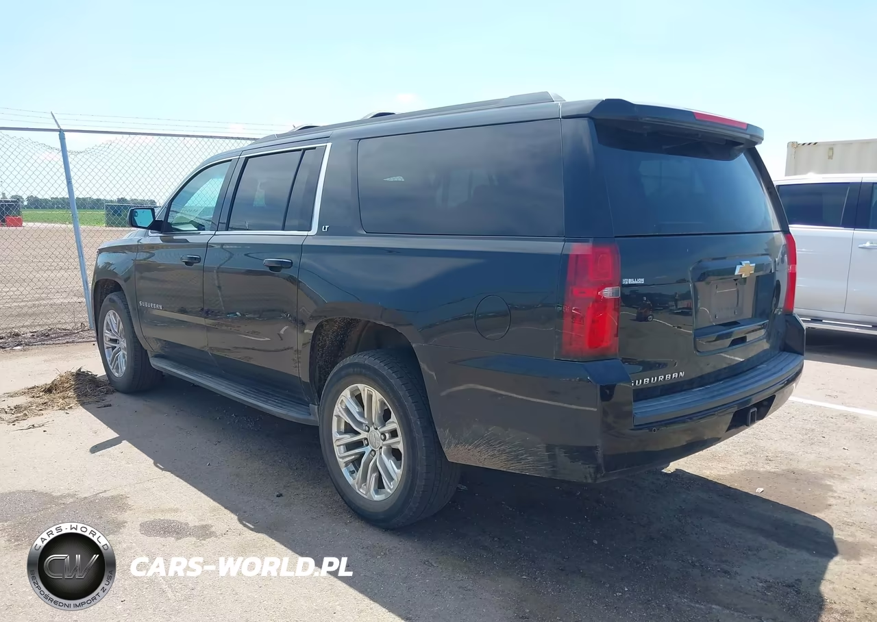 2018 Chevrolet Suburban Lt VIN:1GNSKHKC4JR227074 - 3