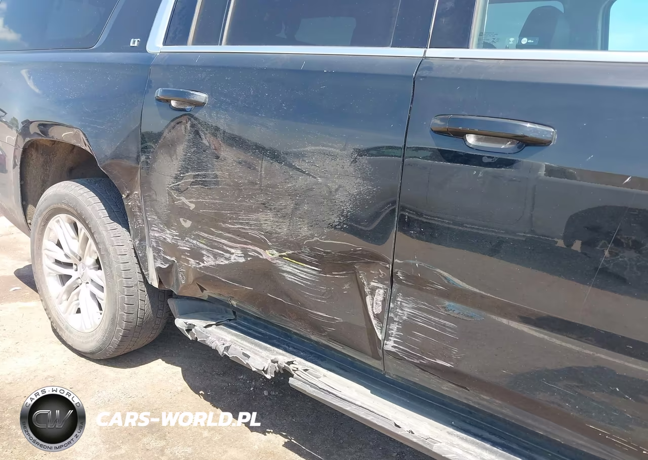 2018 Chevrolet Suburban Lt VIN:1GNSKHKC4JR227074 - 6