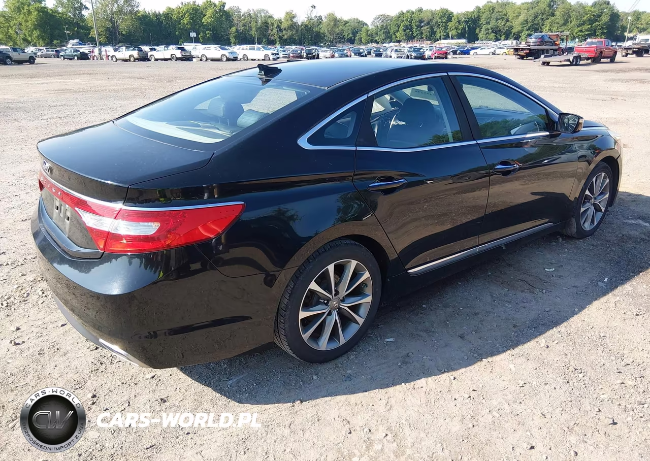 2017 Hyundai Azera VIN:KMHFG4JG2HA577493 - 4