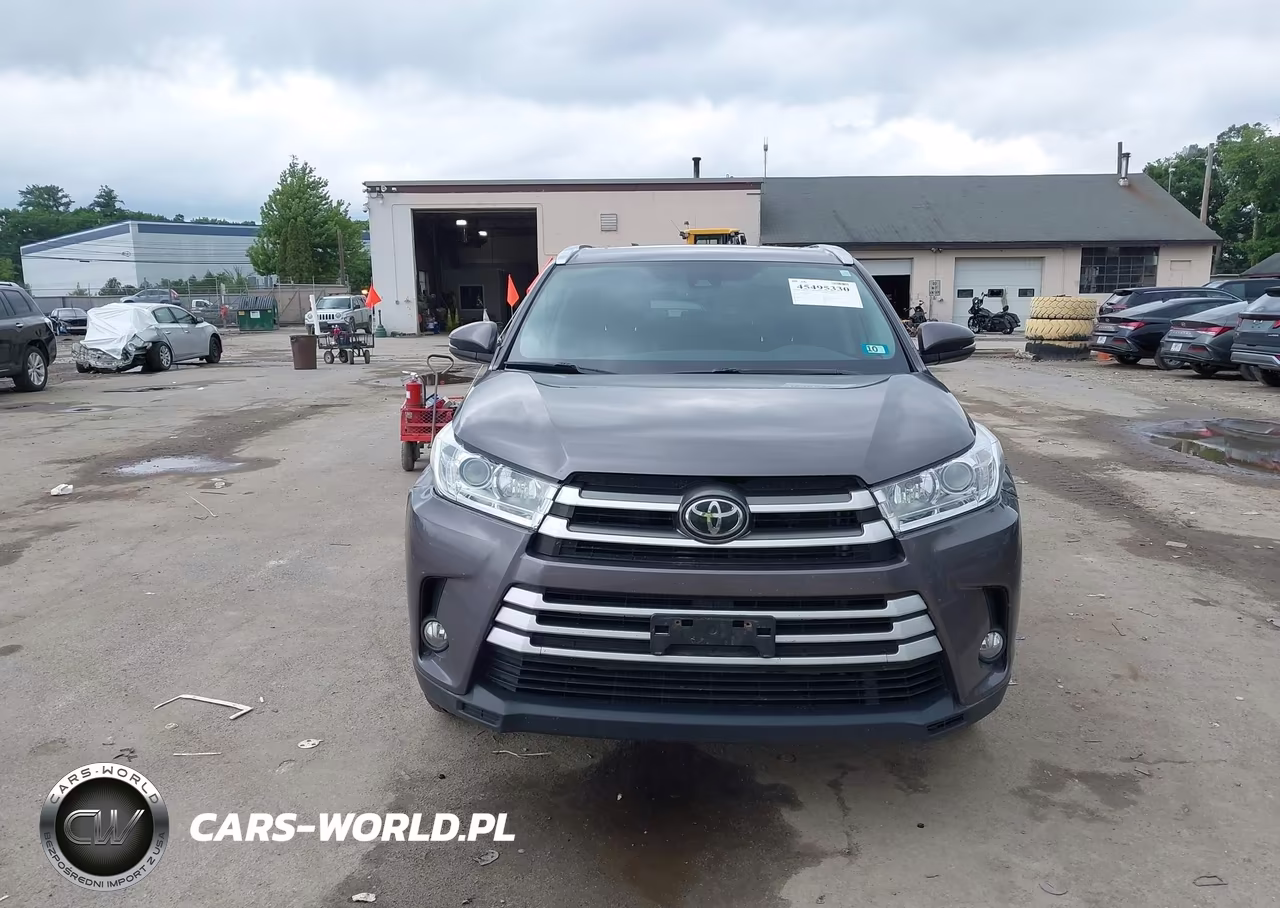 2019 Toyota Highlander Xle VIN:5TDJZRFH4KS626937 - 12