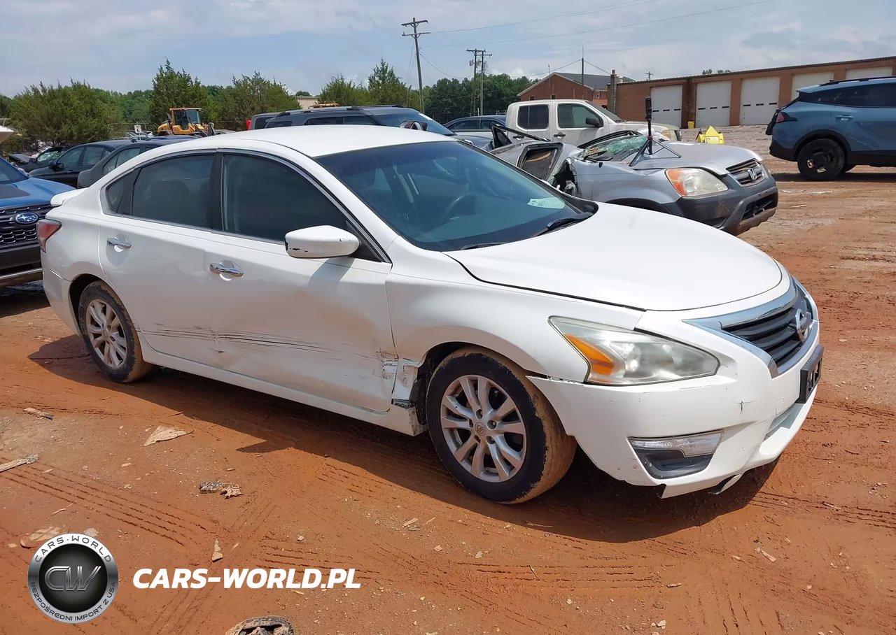 2014 Nissan Altima 2.5 S – zdjęcie 1 z 16