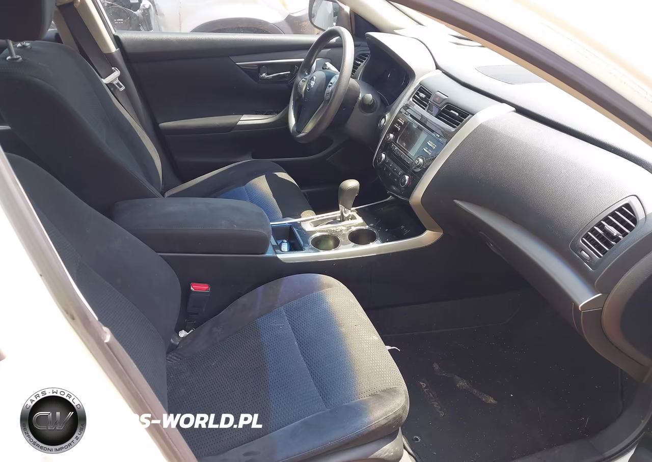 2014 Nissan Altima 2.5 S VIN:1N4AL3AP9EN340496 - 5