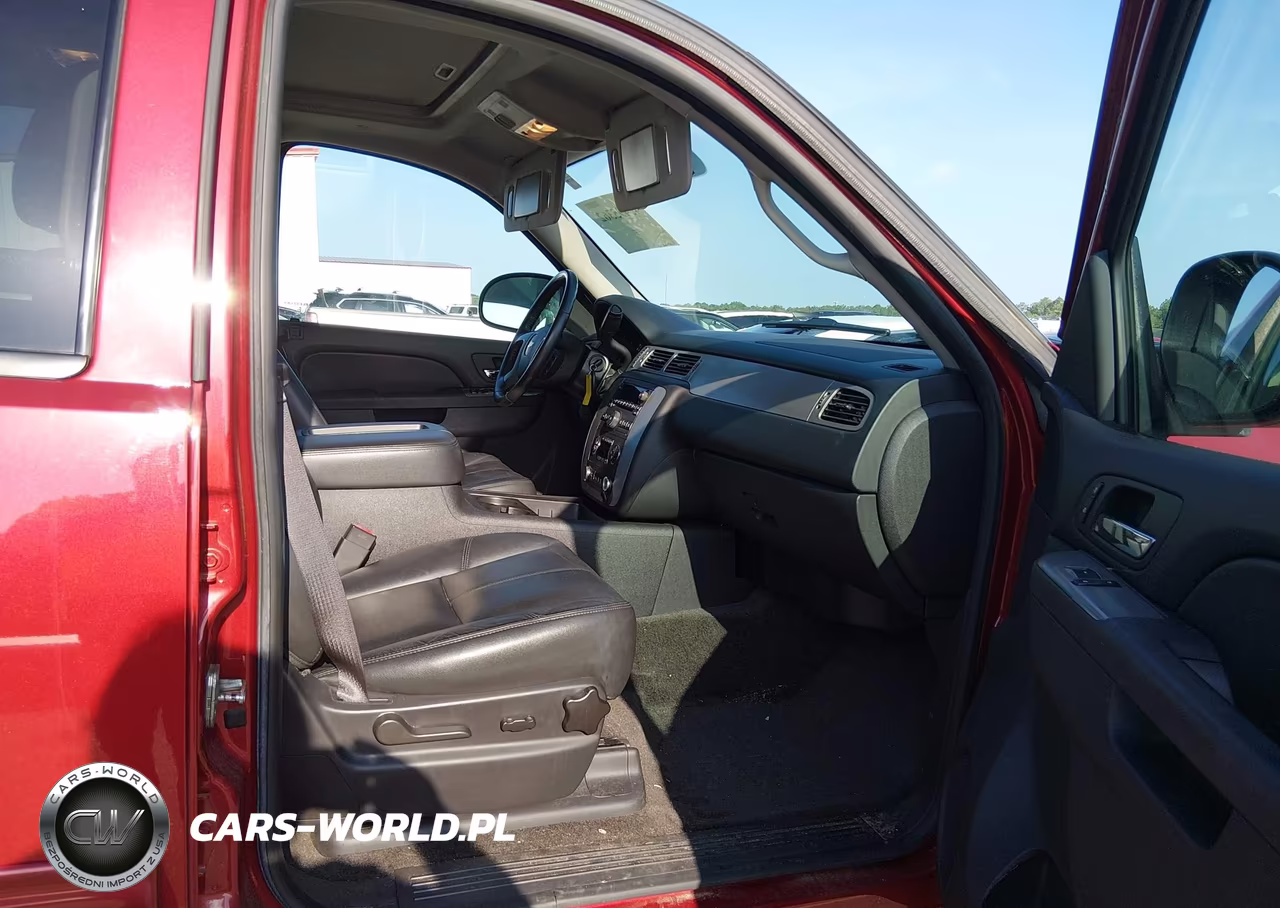 2014 Chevrolet Tahoe Lt VIN:1GNSKBE03ER177725 - 5