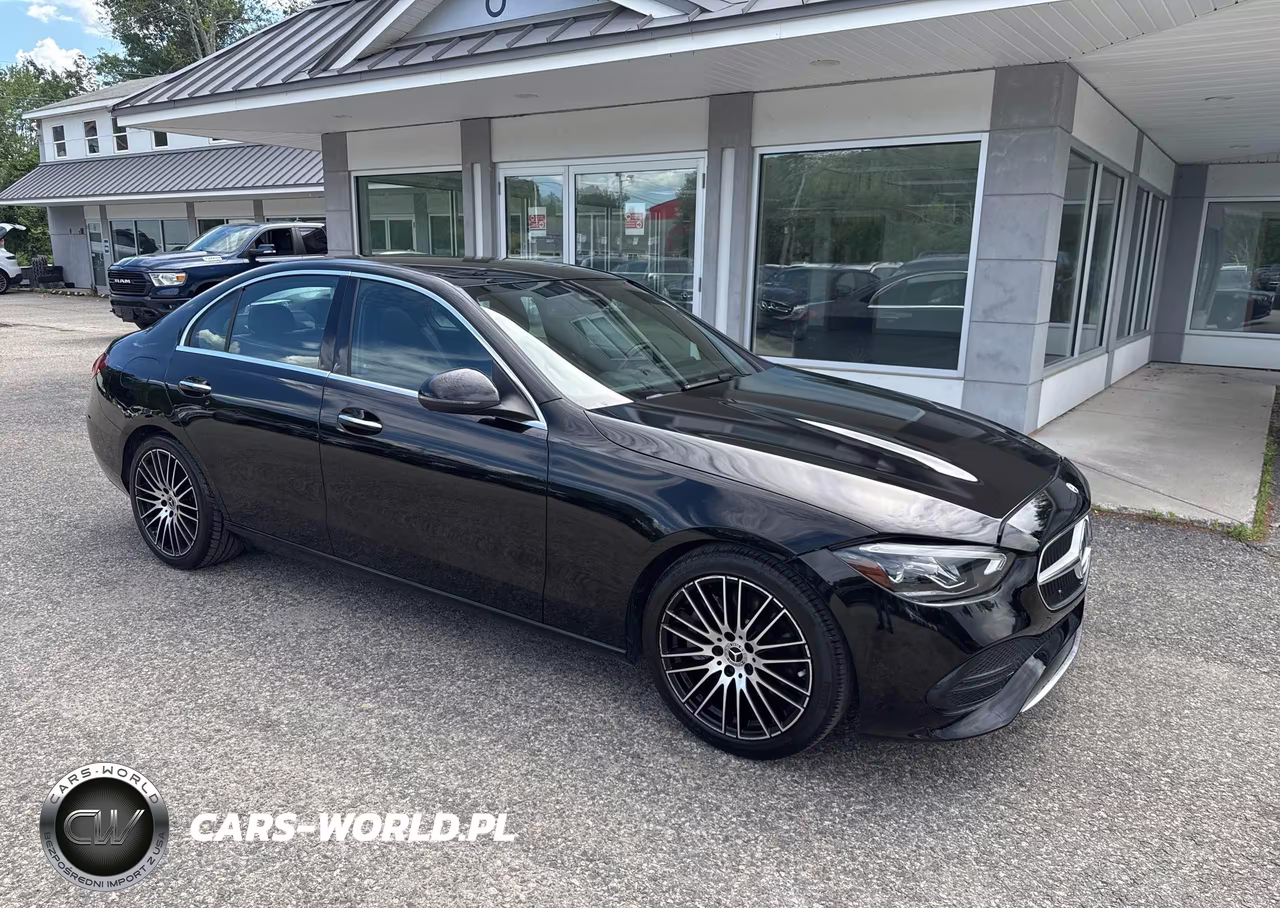 2023 Mercedes-Benz C 300 4Matic – zdjęcie 1 z 10