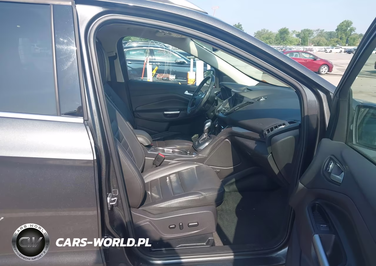 2016 Ford Escape Titanium VIN:1FMCU0JX6GUA89844 - 5