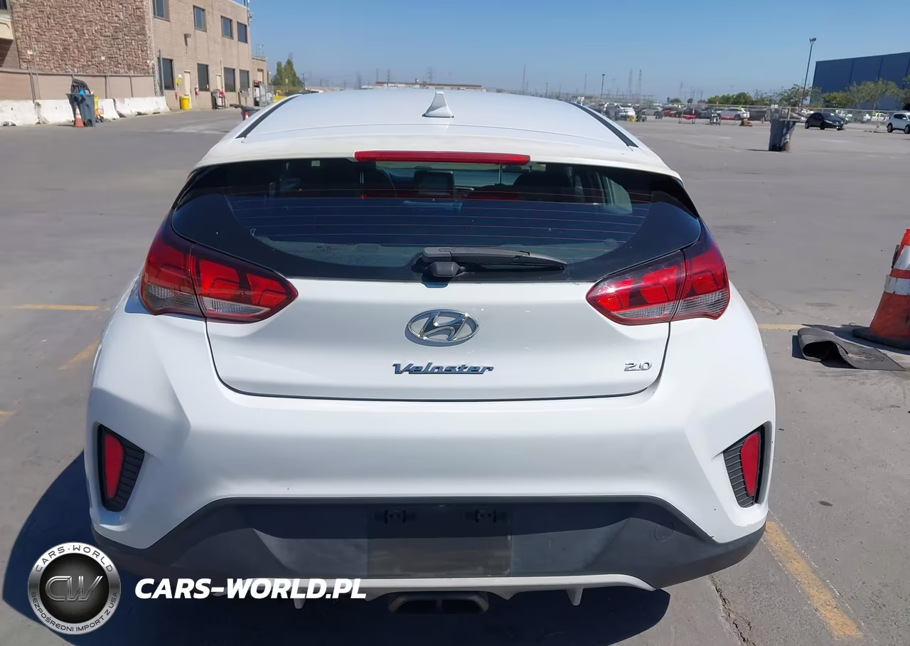 2020 Hyundai Veloster 2.0 VIN:KMHTG6AFXLU026841 - 16