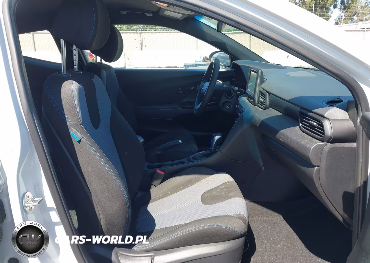 2020 Hyundai Veloster 2.0 VIN:KMHTG6AFXLU026841 - 5