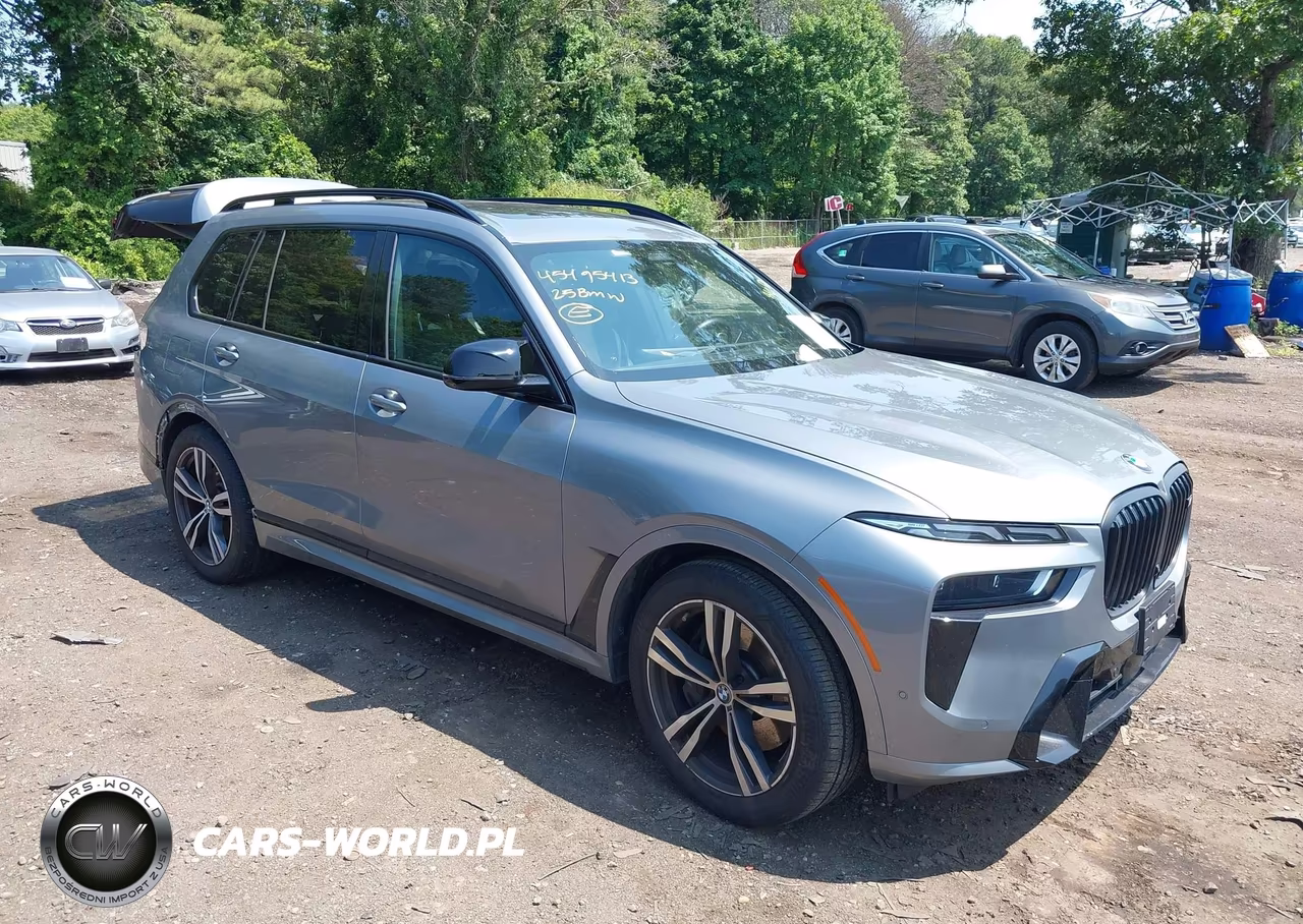 2025 BMW X7 M60I – zdjęcie 1 z 17