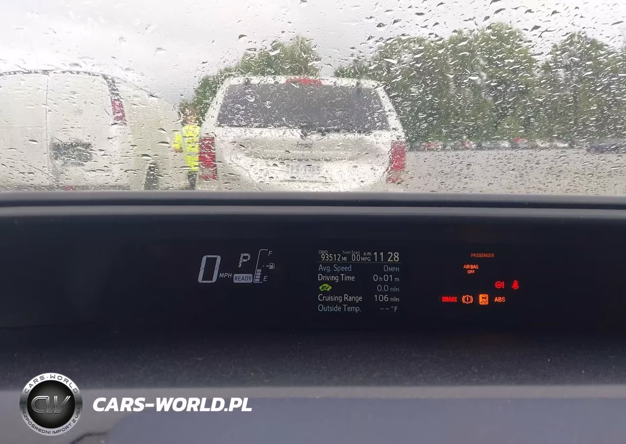 2016 Toyota Prius C Two VIN:JTDKDTB3XG1121953 - 7