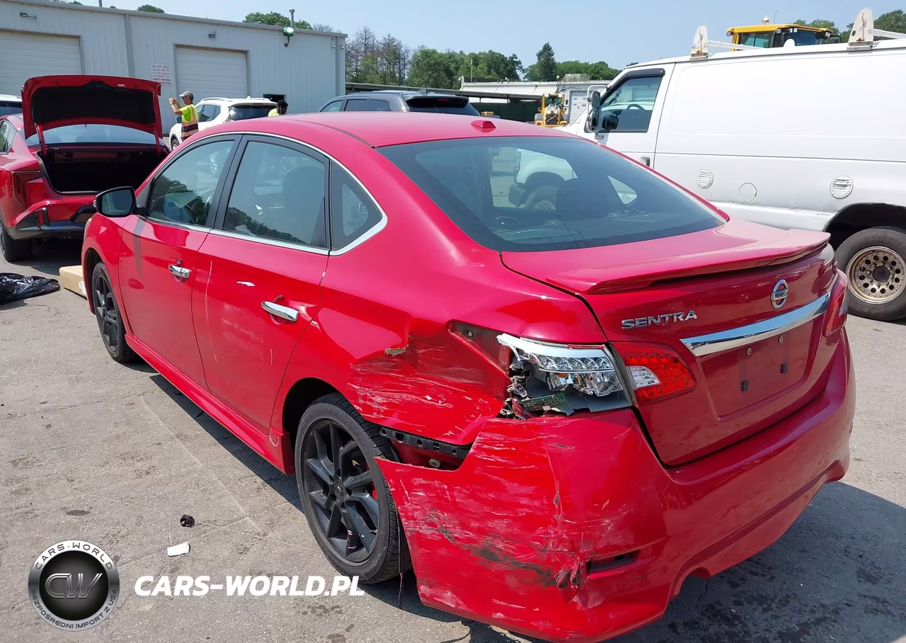 2015 Nissan Sentra Sr VIN:3N1AB7APXFY257154 - 3