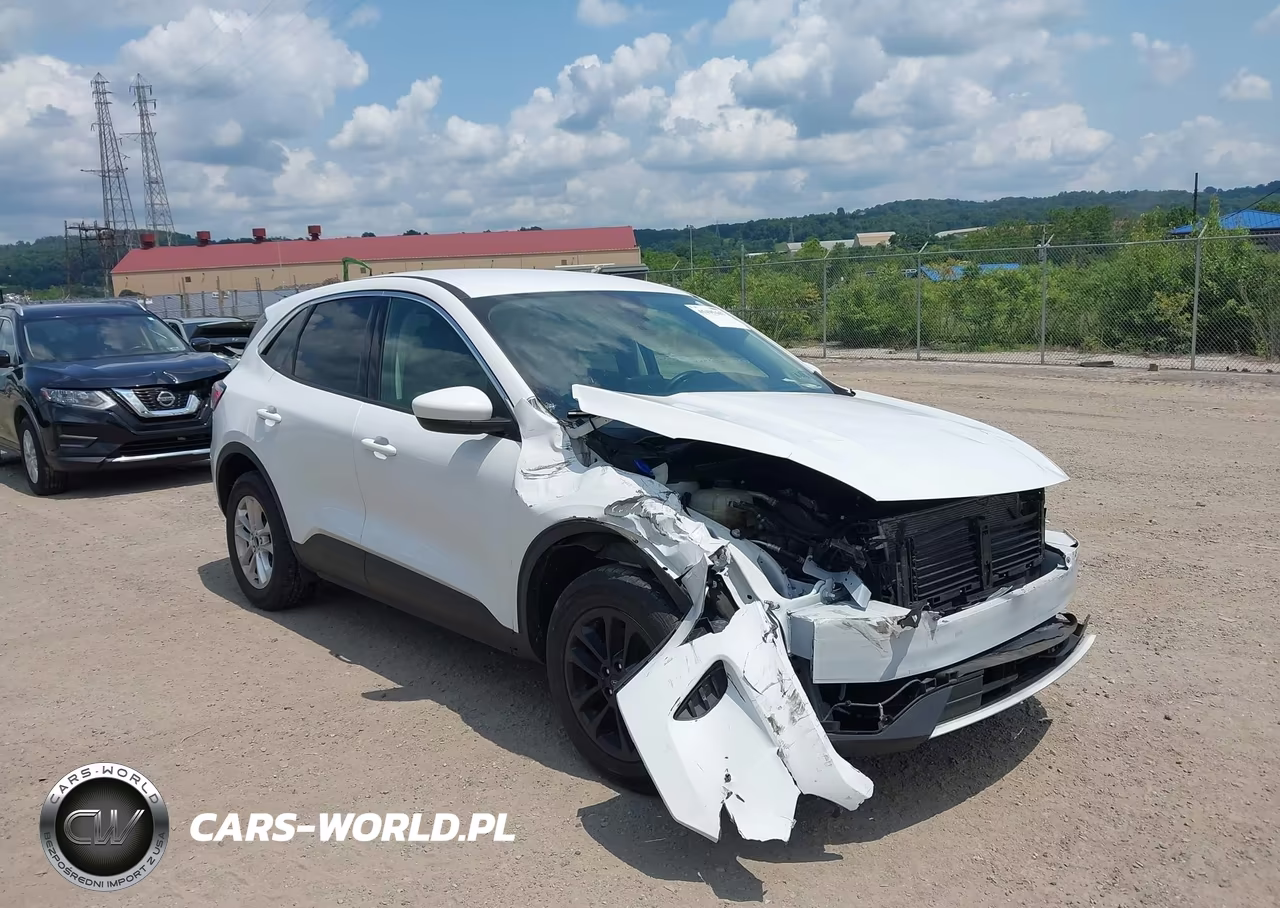 2020 Ford Escape Se