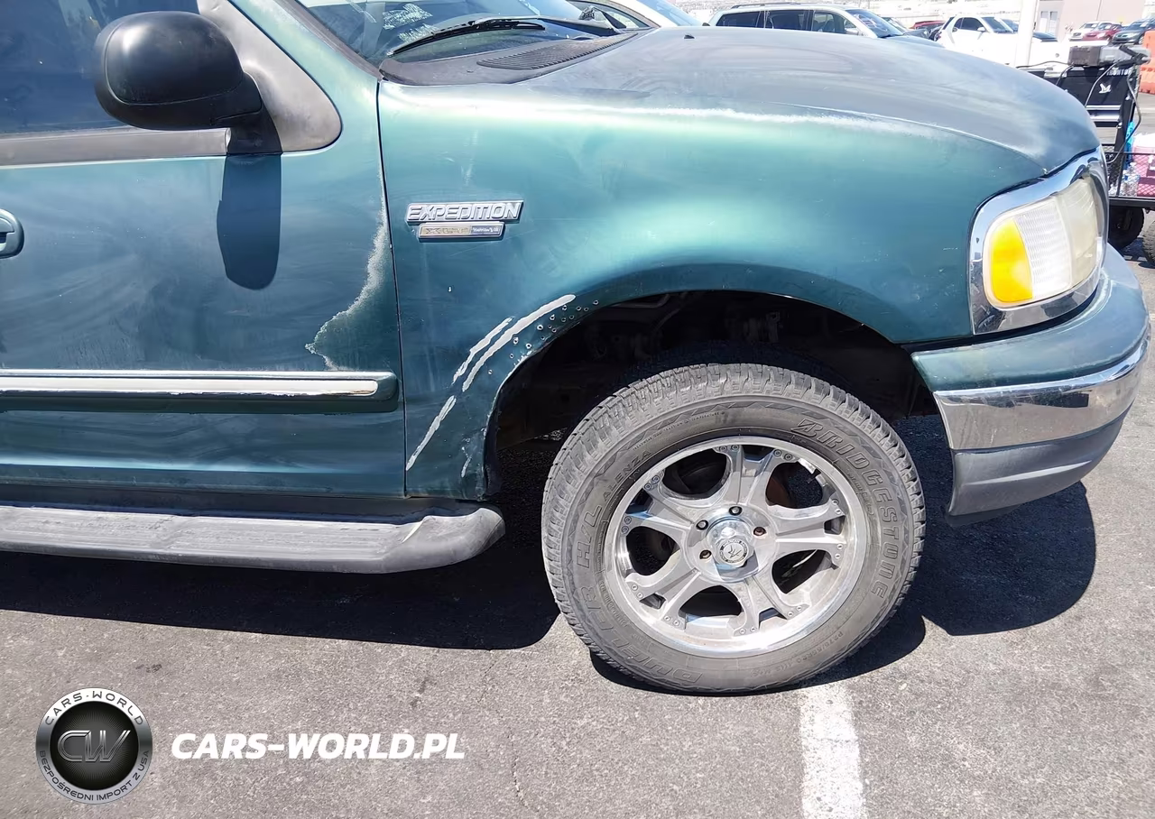 2000 Ford Expedition Xlt VIN:1FMPU16L9YLA57703 - 6
