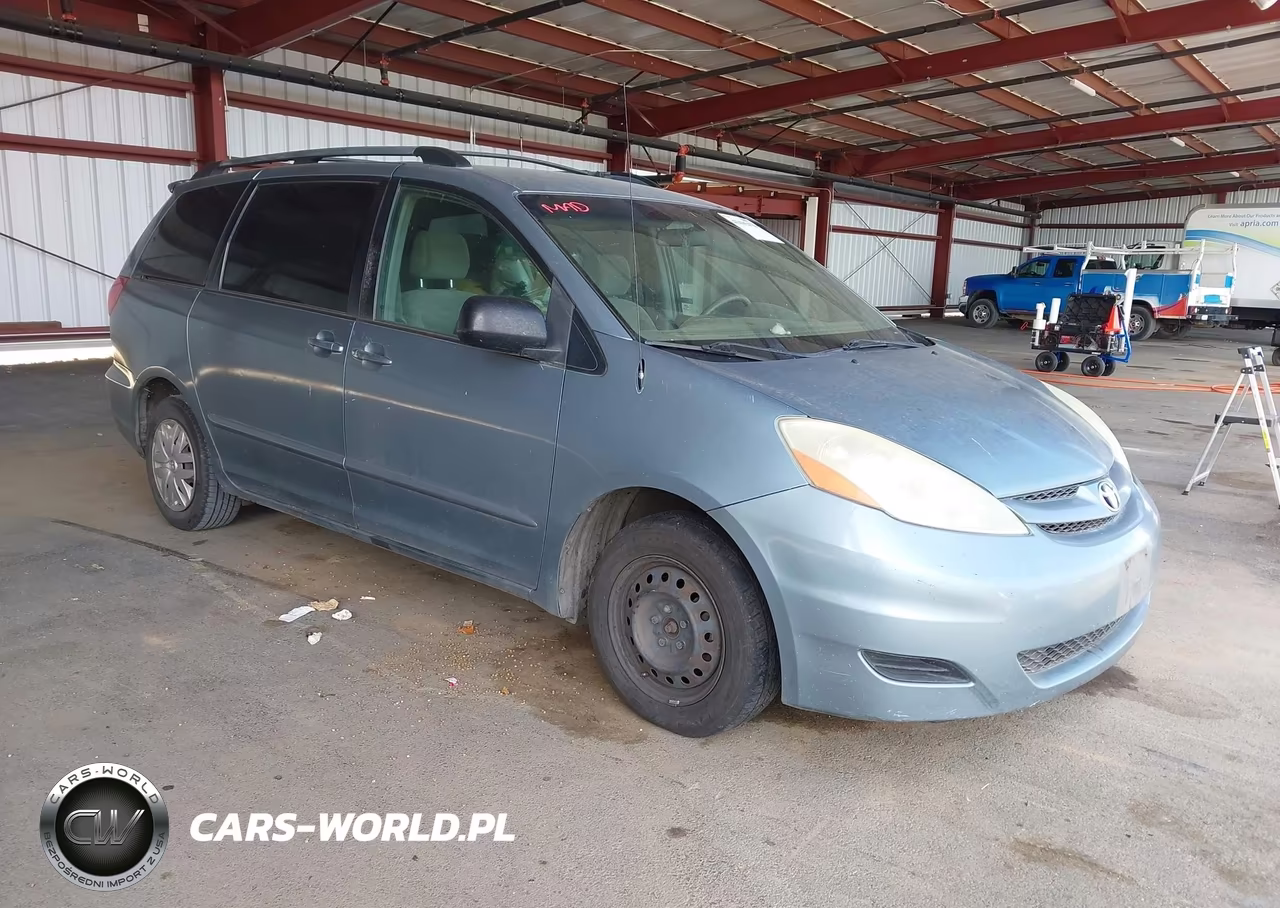 2006 Toyota Sienna Le – zdjęcie 1 z 11