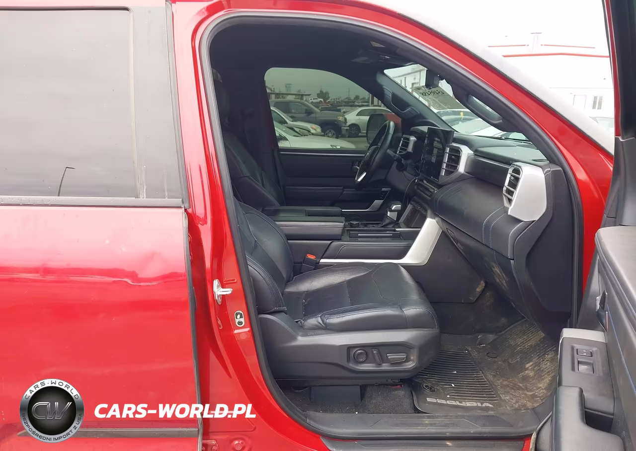 2023 Toyota Sequoia Platinum VIN:7SVAAABA4PX011734 - 5