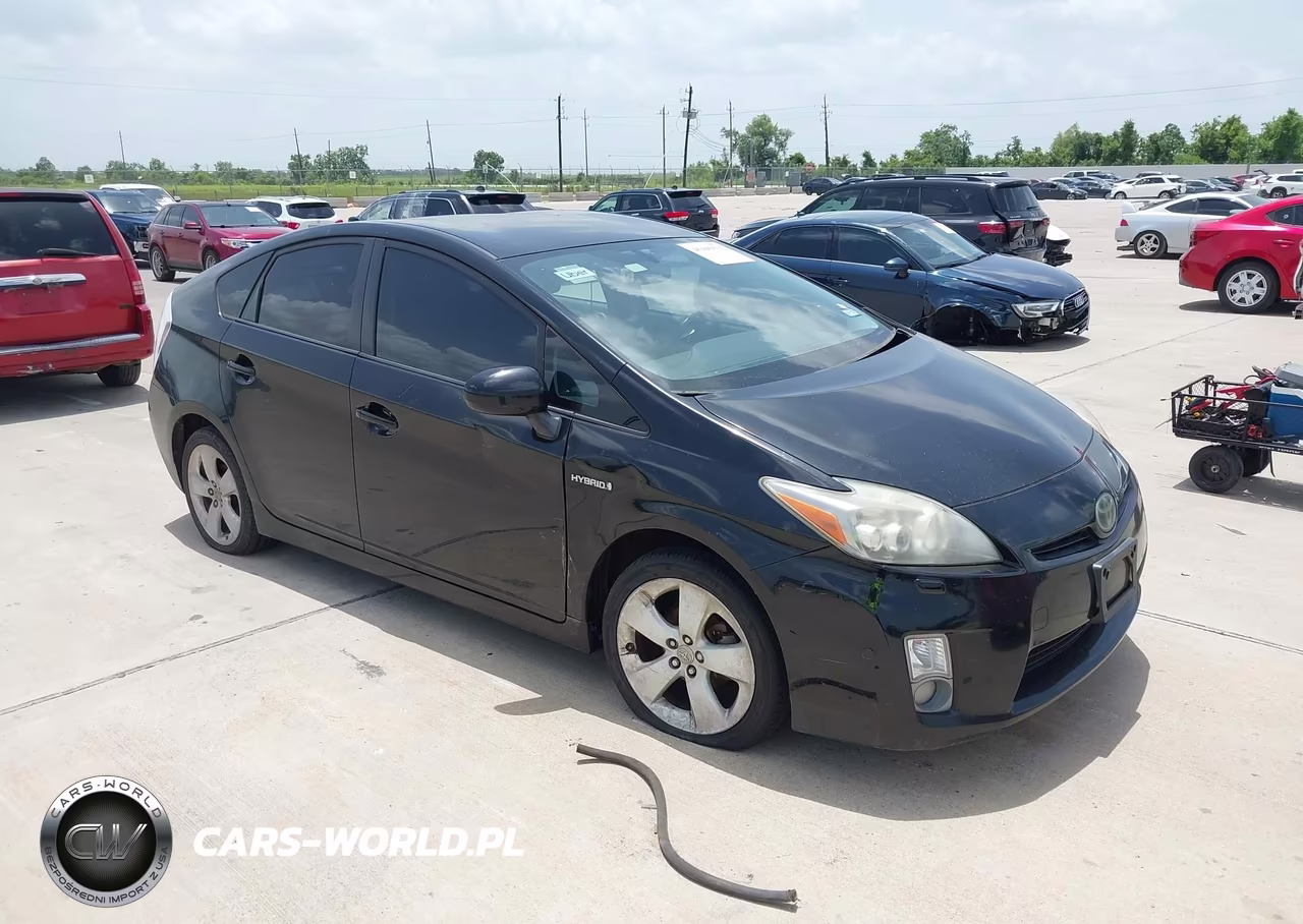 2010 Toyota Prius V – zdjęcie 1 z 11