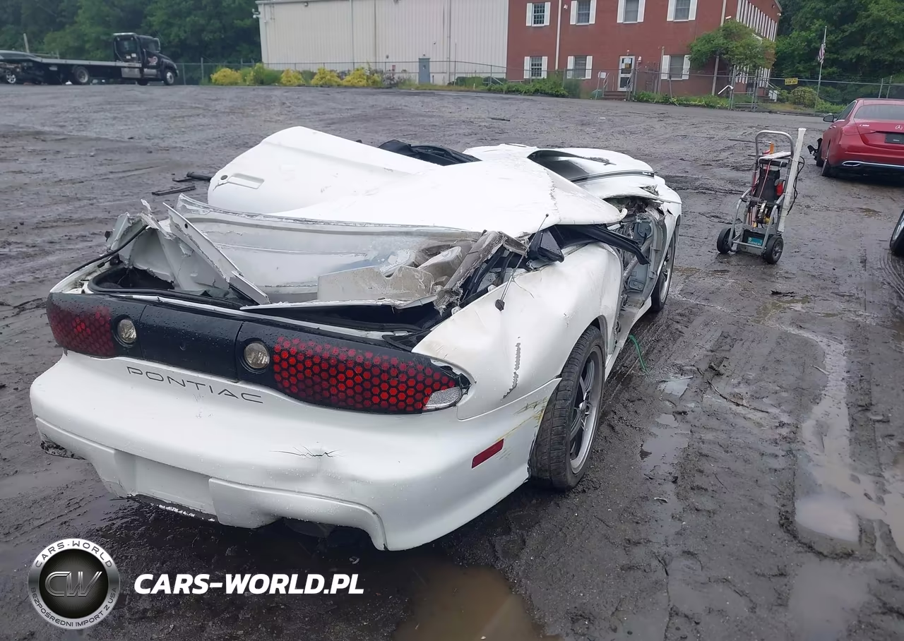 2000 Pontiac Firebird Trans Am VIN:2G2FV32G6Y2129902 - 4