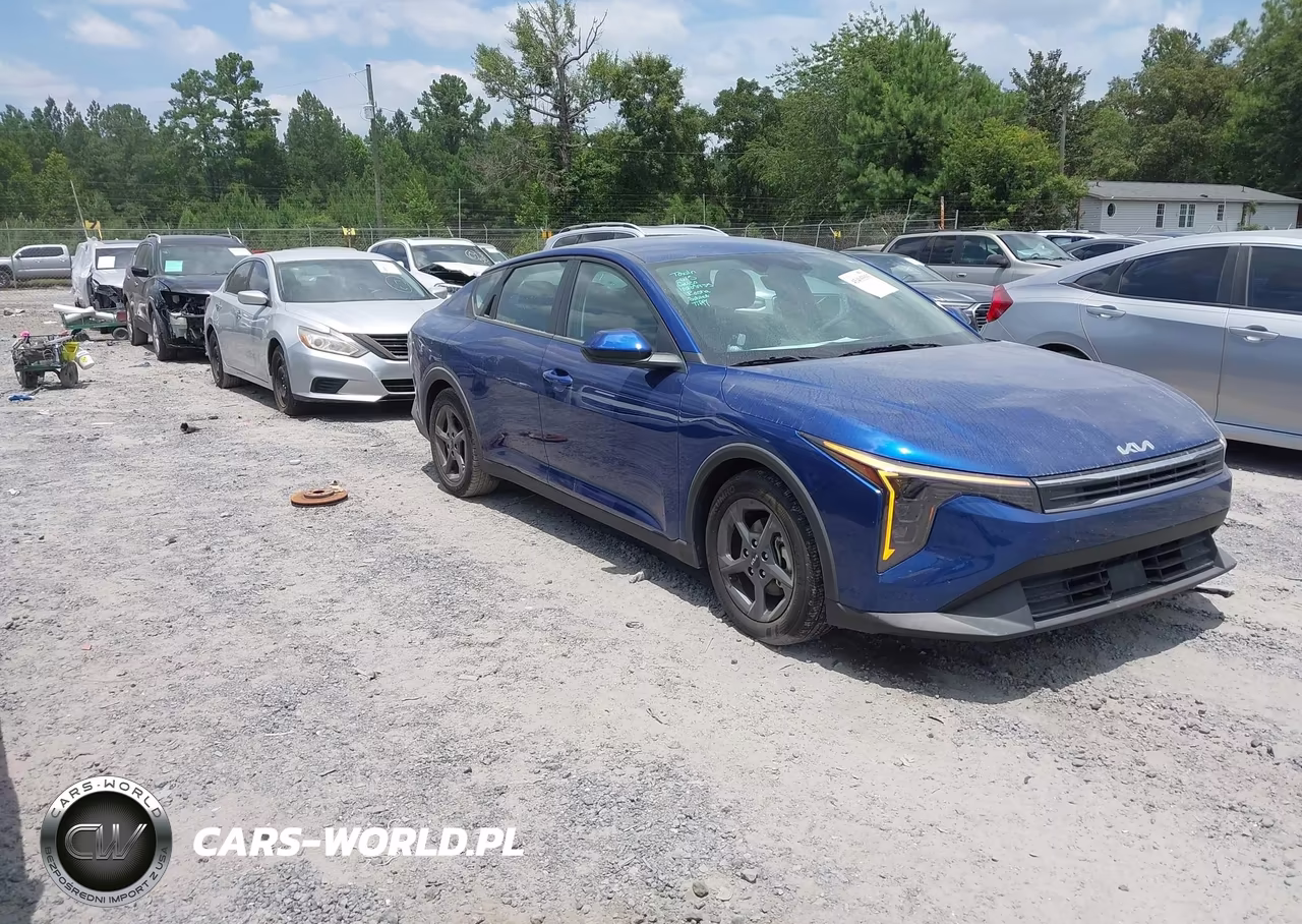 2025 Kia K4 Lxs – zdjęcie 1 z 16