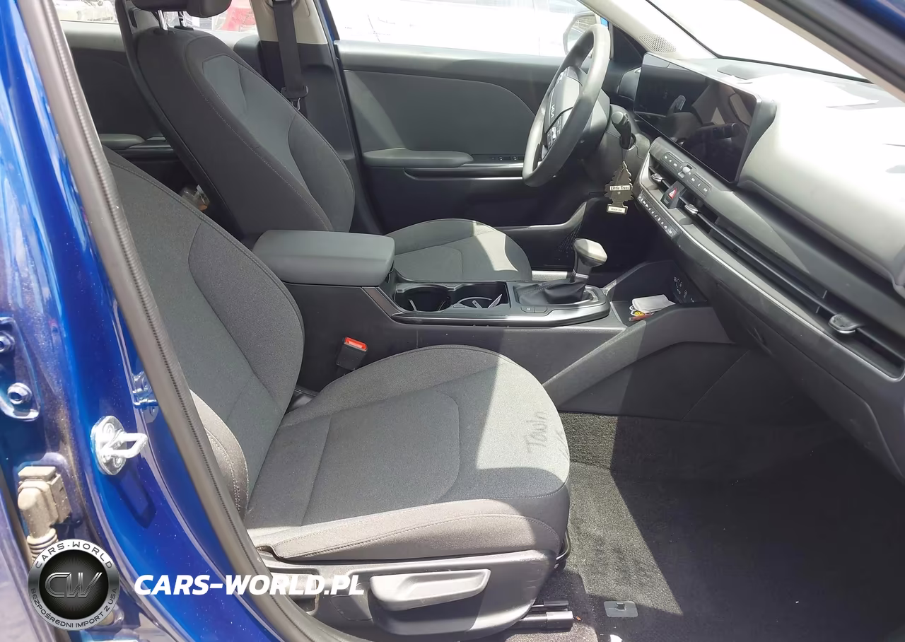 2025 Kia K4 Lxs VIN:3KPFT4DE6SE021802 - 5
