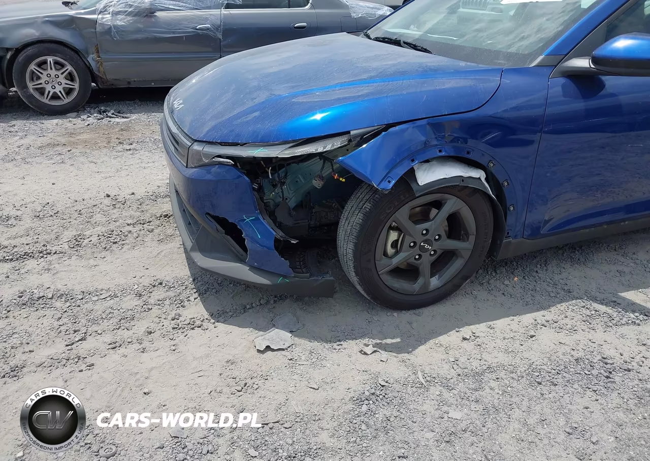 2025 Kia K4 Lxs VIN:3KPFT4DE6SE021802 - 6