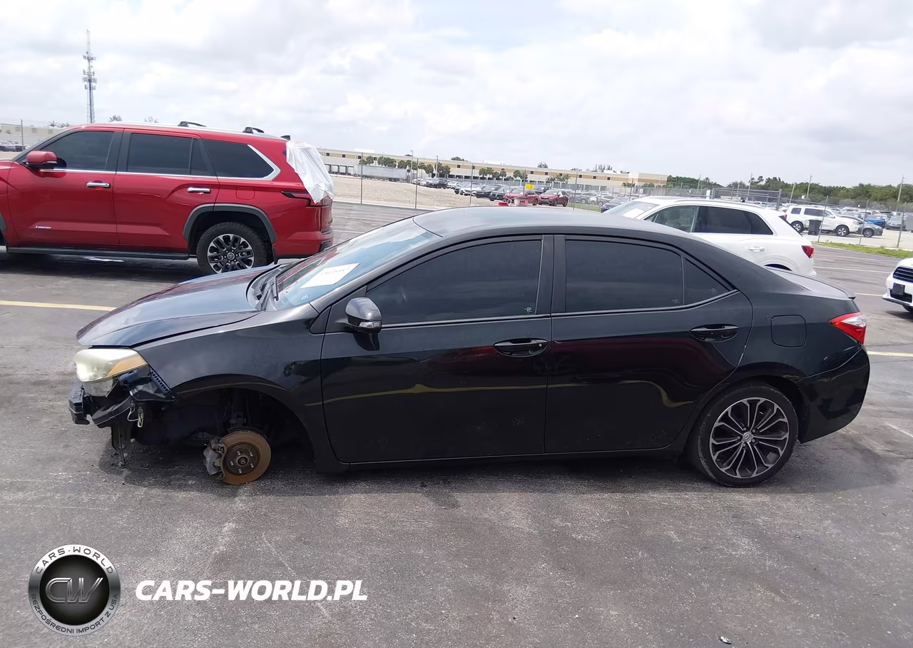 2016 Toyota Corolla S Plus VIN:5YFBURHE8GP549110 - 15