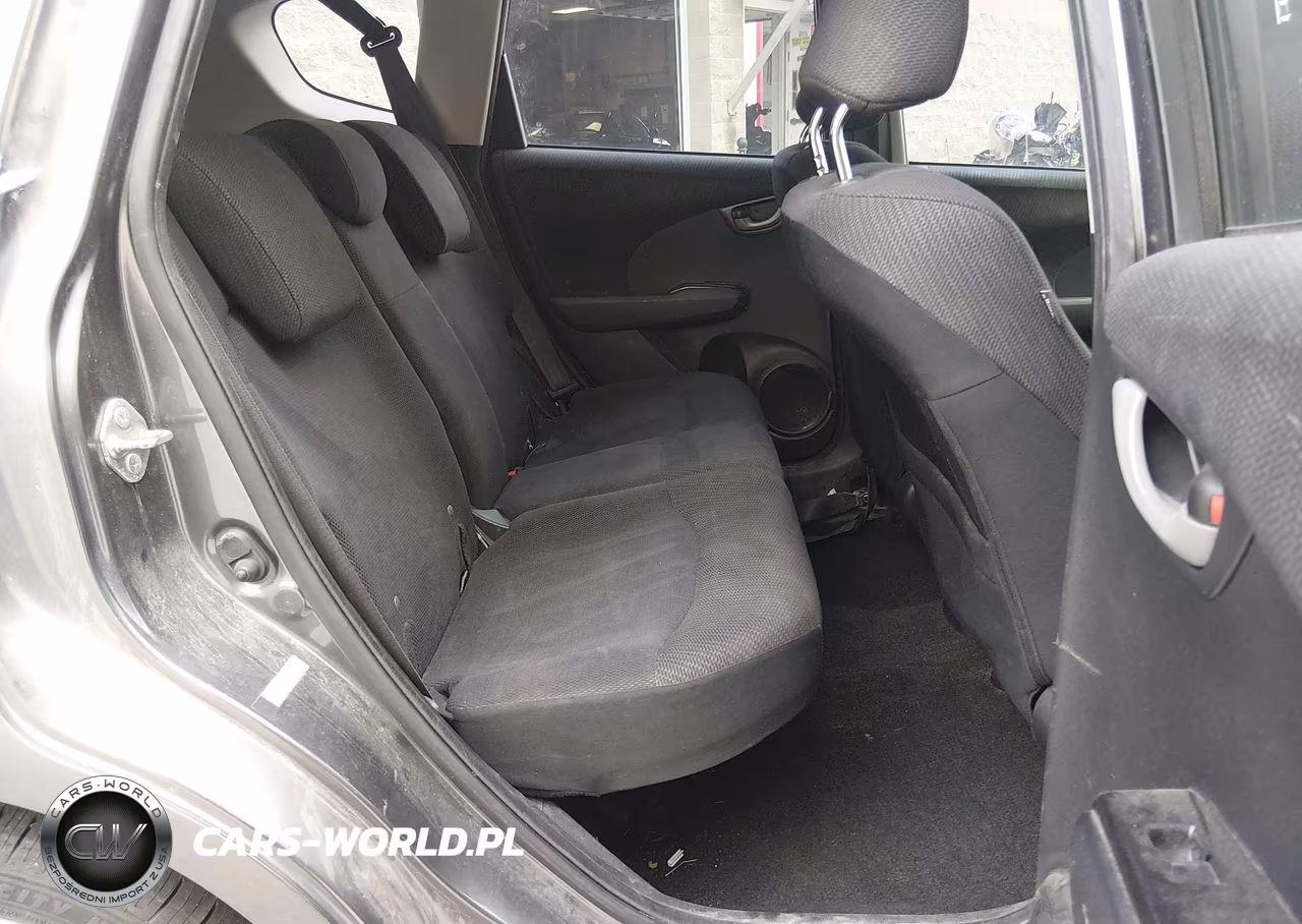 2012 Honda Fit Sport VIN:JHMGE8H57CC035151 - 8