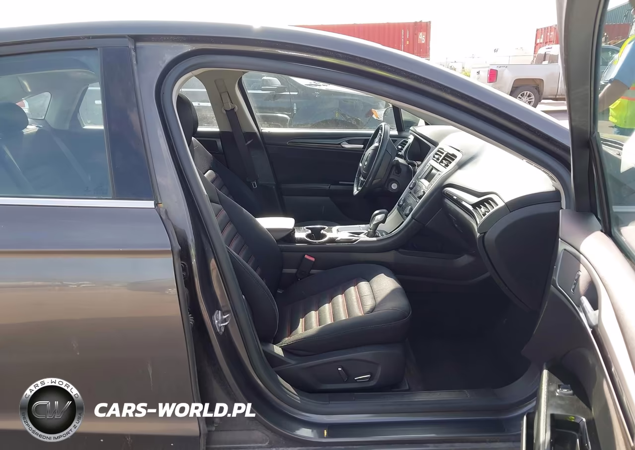 2016 Ford Fusion Se VIN:3FA6P0HD7GR399096 - 5