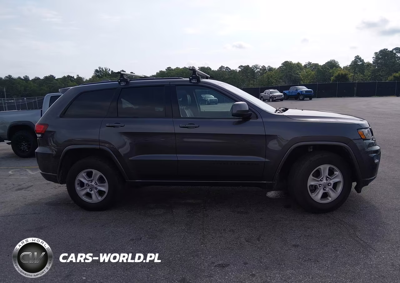 2017 Jeep Grand Cherokee Altitude VIN:1C4RJFAG4HC733746 - 13
