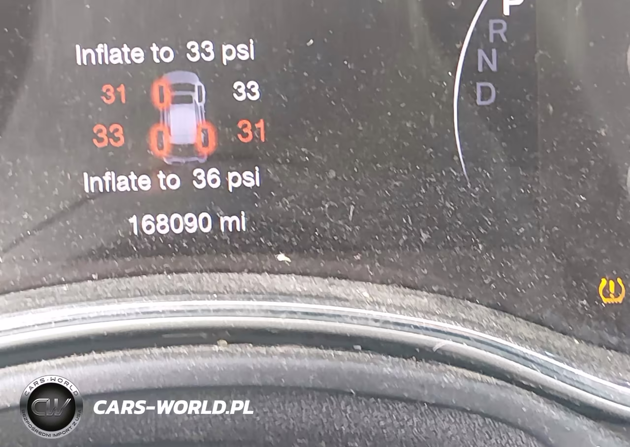2017 Jeep Grand Cherokee Altitude VIN:1C4RJFAG4HC733746 - 15