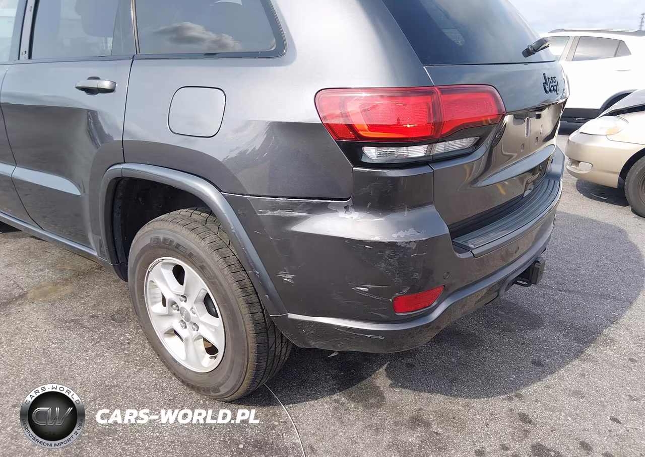 2017 Jeep Grand Cherokee Altitude VIN:1C4RJFAG4HC733746 - 17