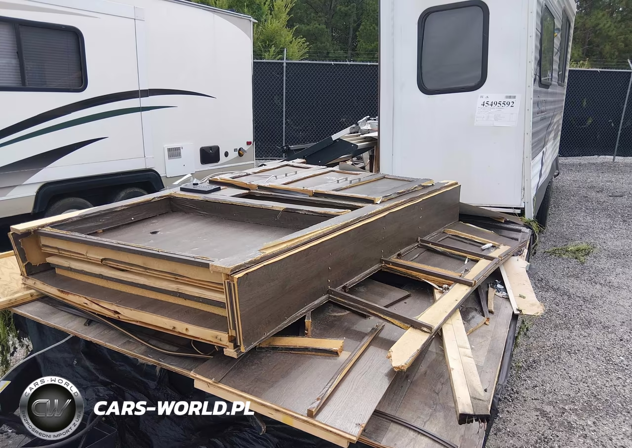 2018 Forest River Forest River VIN:4X4TSMG21J8064065 - 10