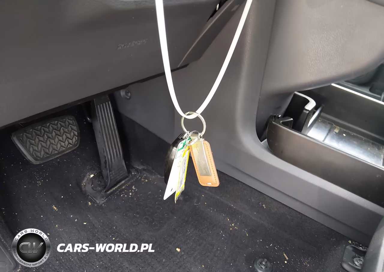 2022 Toyota Sienna Le VIN:5TDKSKFC4NS054535 - 11
