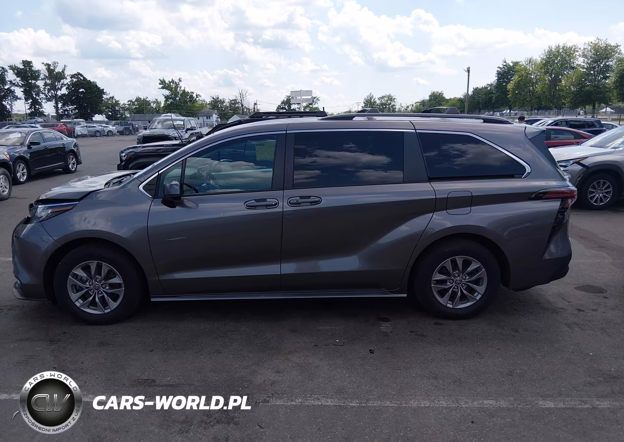 2022 Toyota Sienna Le VIN:5TDKSKFC4NS054535 - 14