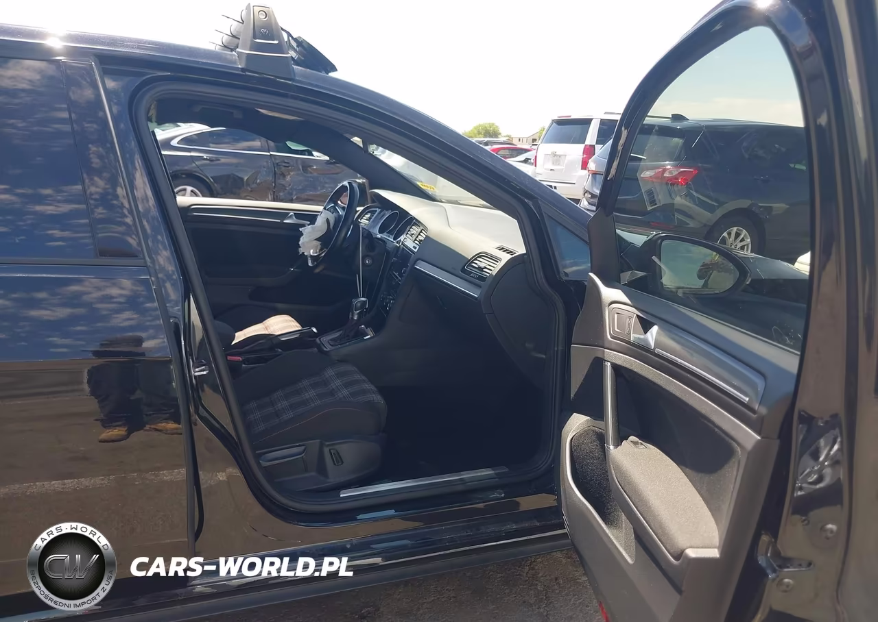 2018 Volkswagen Gti S VIN:3VW447AU9JM293053 - 5