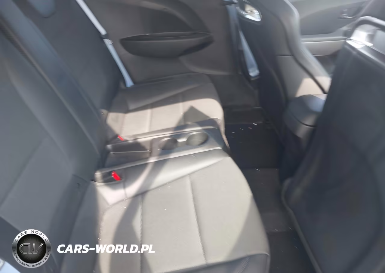 2021 Hyundai Veloster N VIN:KMHT36AH8MU010443 - 8