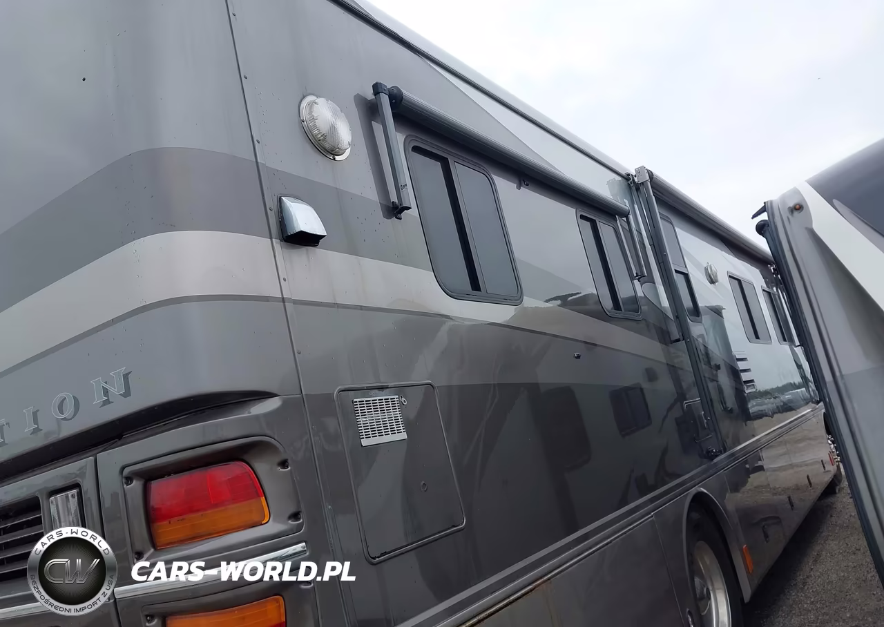 2004 Freightliner Chassis X Line Motor Home VIN:4UZABFCY34CM66668 - 15