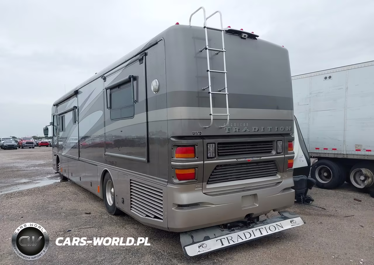 2004 Freightliner Chassis X Line Motor Home VIN:4UZABFCY34CM66668 - 3