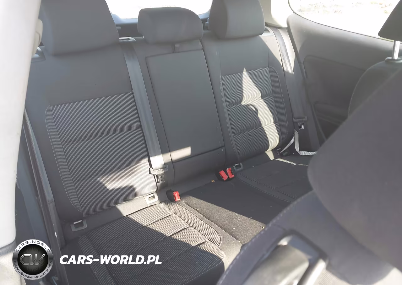 2011 Volkswagen Golf Tdi 2-Door VIN:WVWMM7AJ1BW324824 - 8