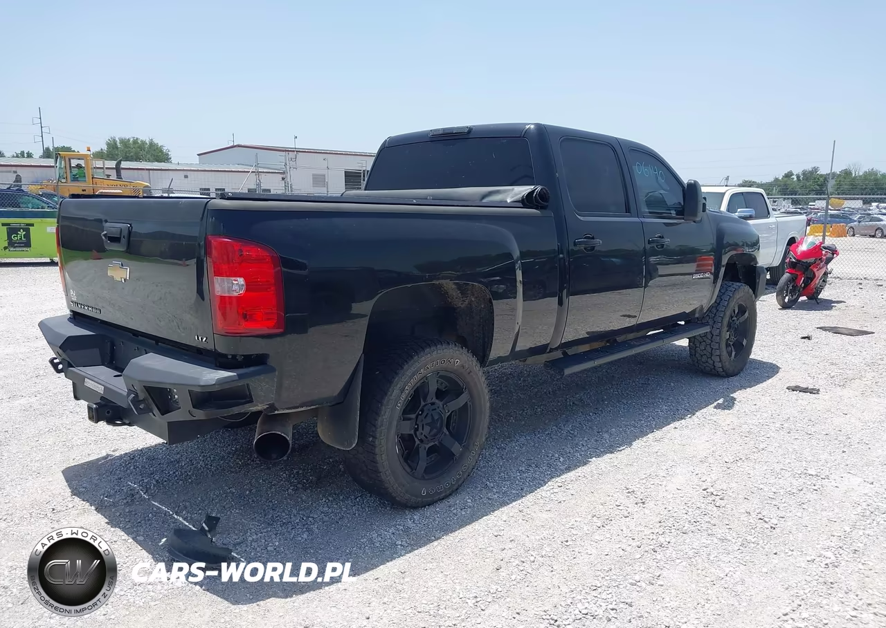 2011 Chevrolet Silverado 2500Hd Ltz VIN:1GC1KYC88BF108574 - 4