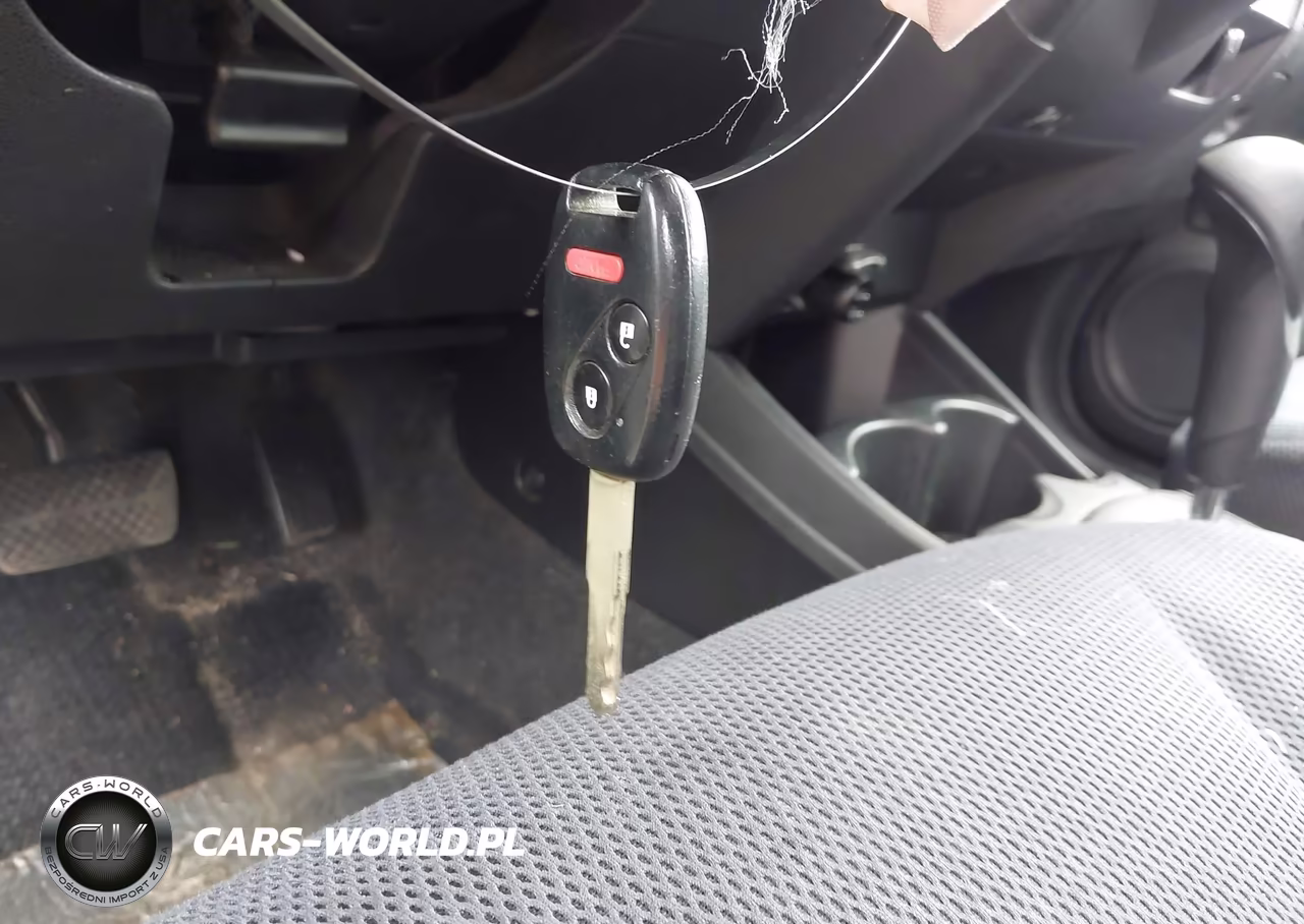 2013 Honda Fit Sport VIN:JHMGE8H50DC054514 - 11