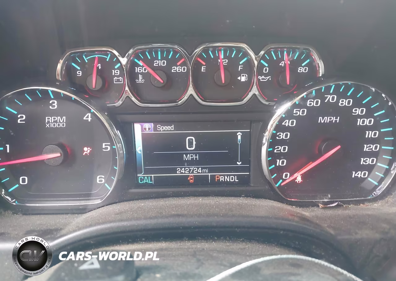 2018 Chevrolet Silverado 1500 1Lt VIN:3GCUKREC3JG169333 - 7