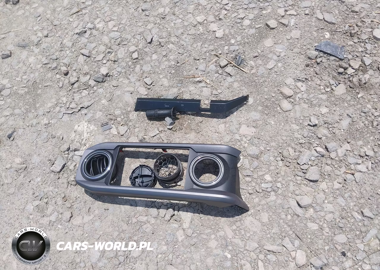 2020 Toyota Tacoma Trd Sport VIN:3TMCZ5AN2LM327480 - 12