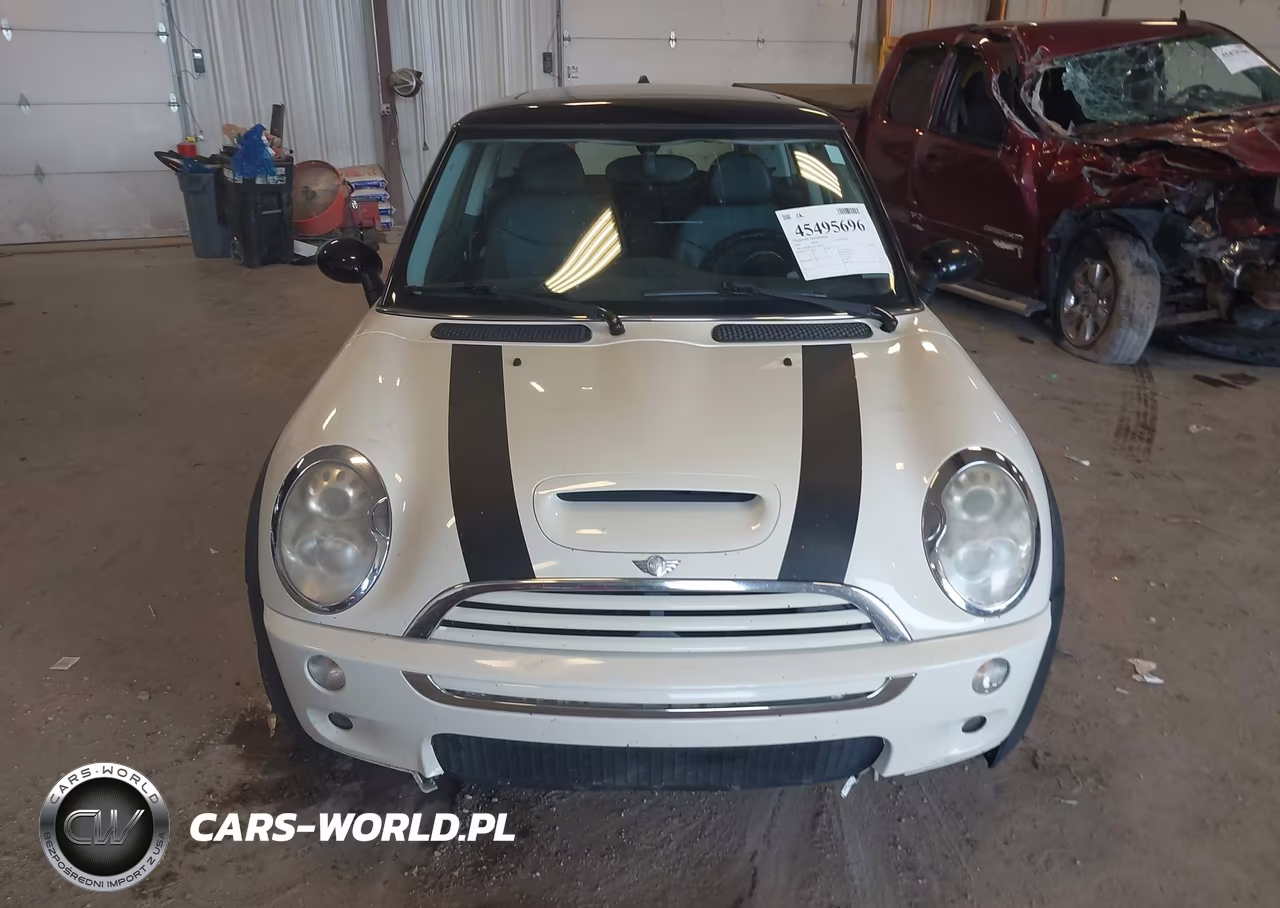 2005 Mini Cooper S VIN:WMWRE33585TG98235 - 12