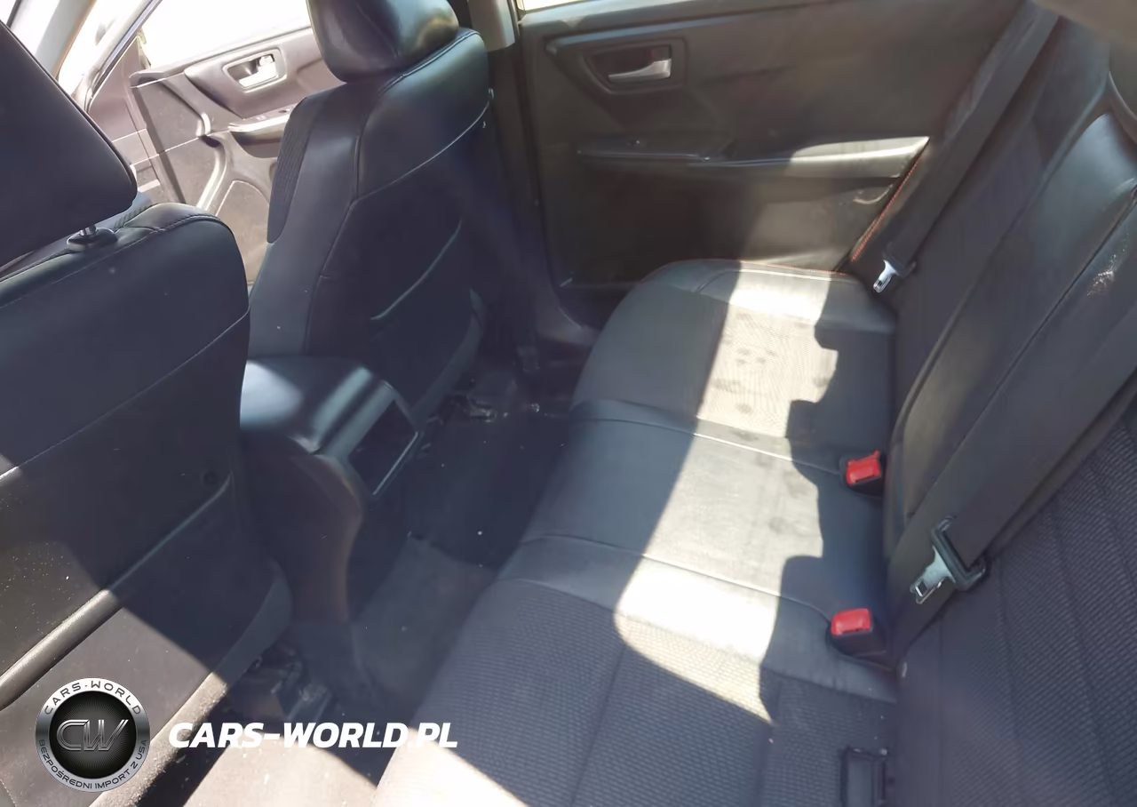 2017 Toyota Camry Se VIN:4T1BF1FK1HU627926 - 8