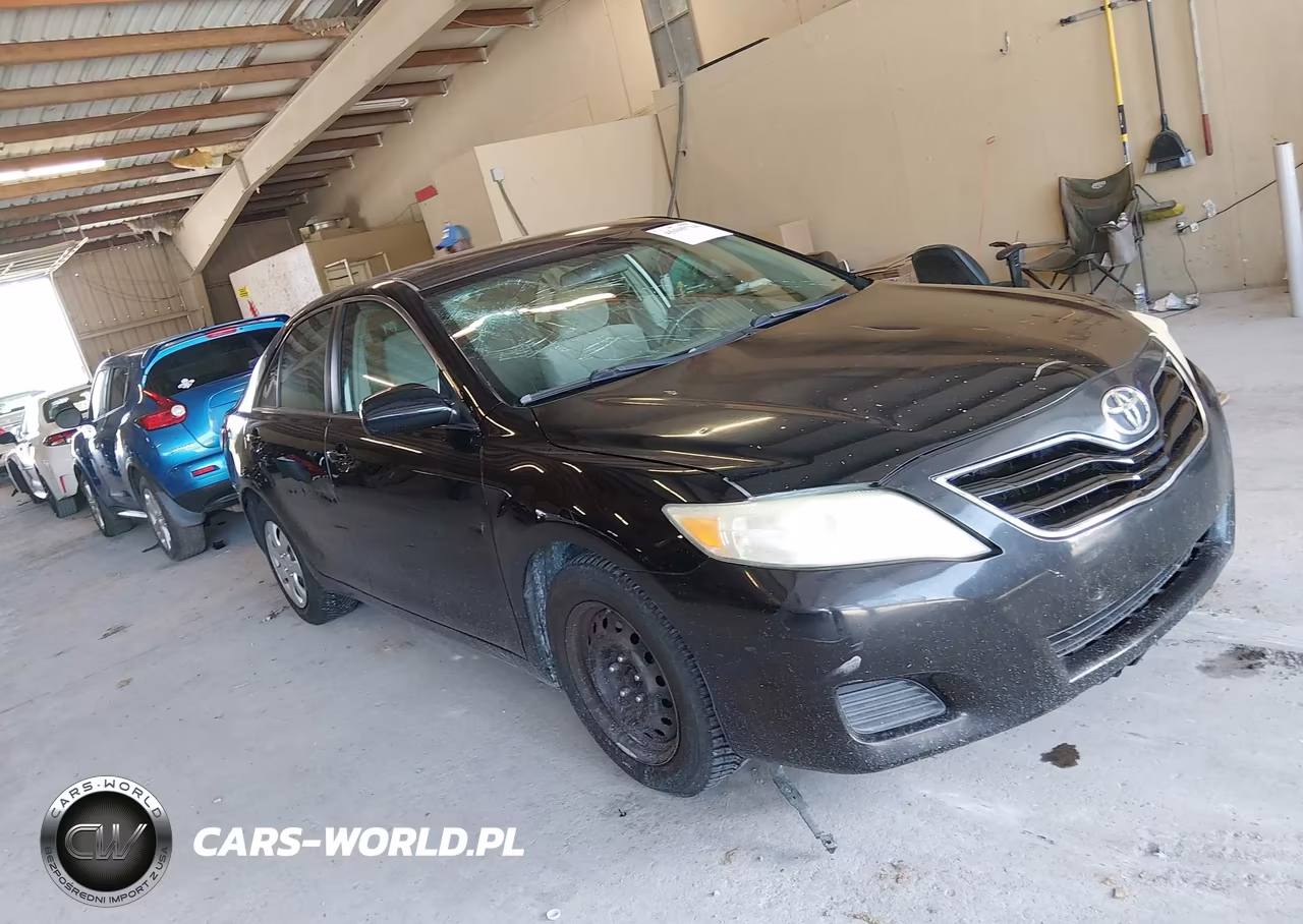 2011 Toyota Camry – zdjęcie 1 z 17