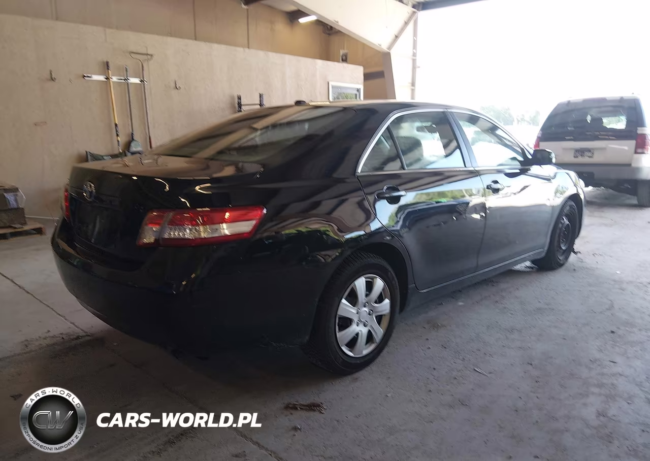 2011 Toyota Camry VIN:4T1BF3EK9BU708645 - 4