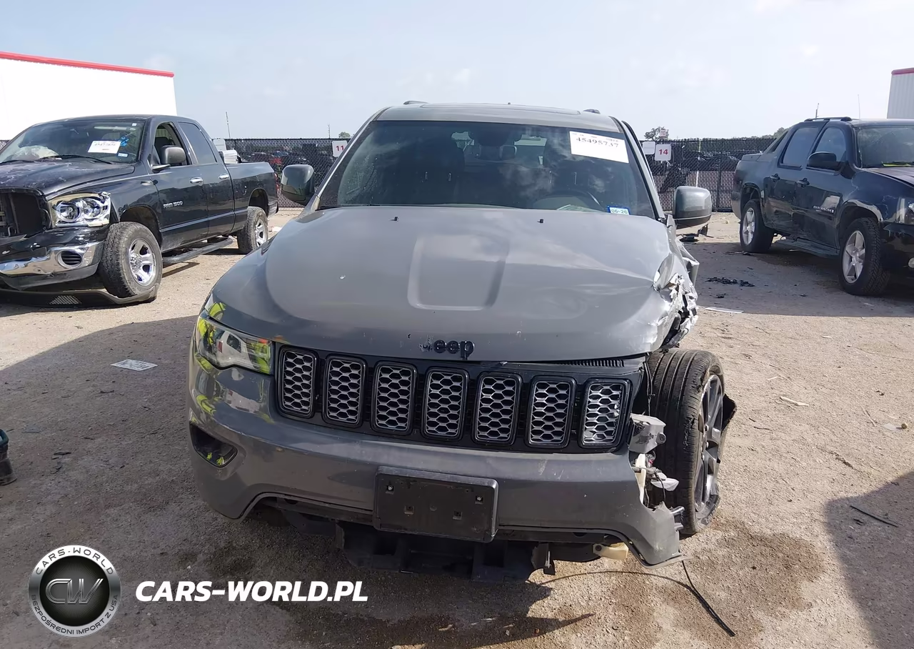 2020 Jeep Grand Cherokee Altitude 4X2 VIN:1C4RJEAG0LC295794 - 11