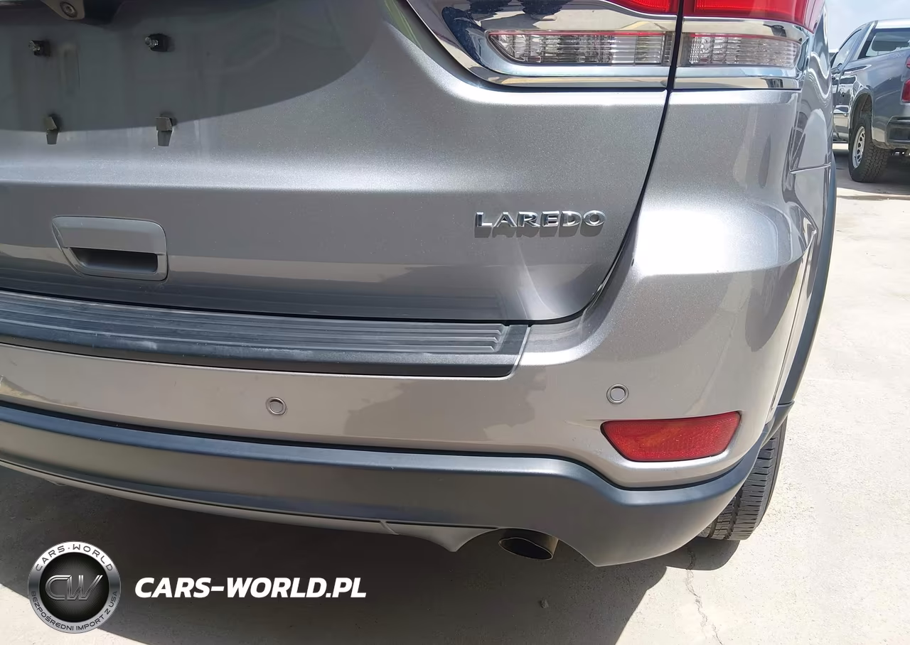 2019 Jeep Grand Cherokee Laredo E 4X4 VIN:1C4RJFAGXKC754172 - 6