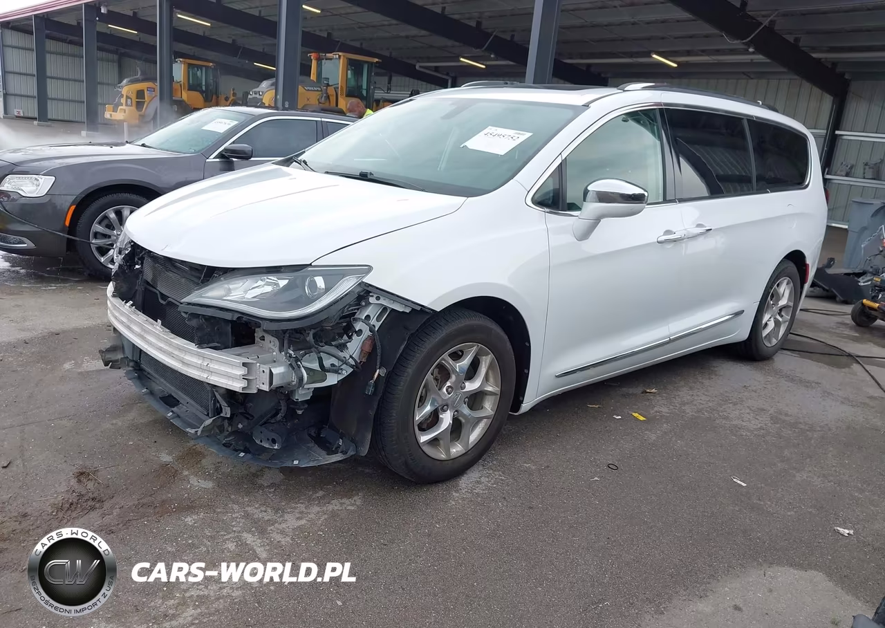 2018 Chrysler Pacifica Limited VIN:2C4RC1GG3JR232719 - 2
