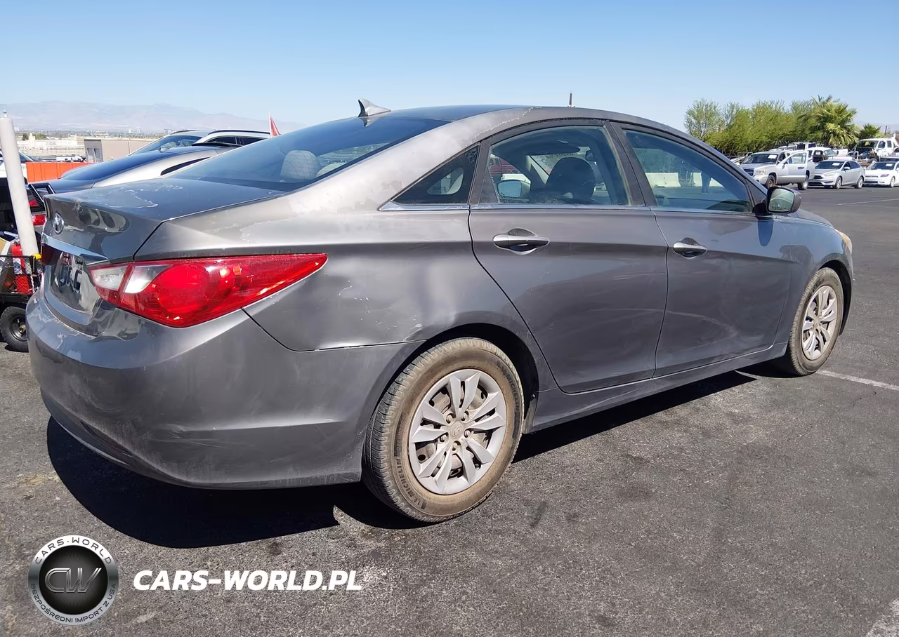 2011 Hyundai Sonata Gls VIN:5NPEB4AC4BH048137 - 4
