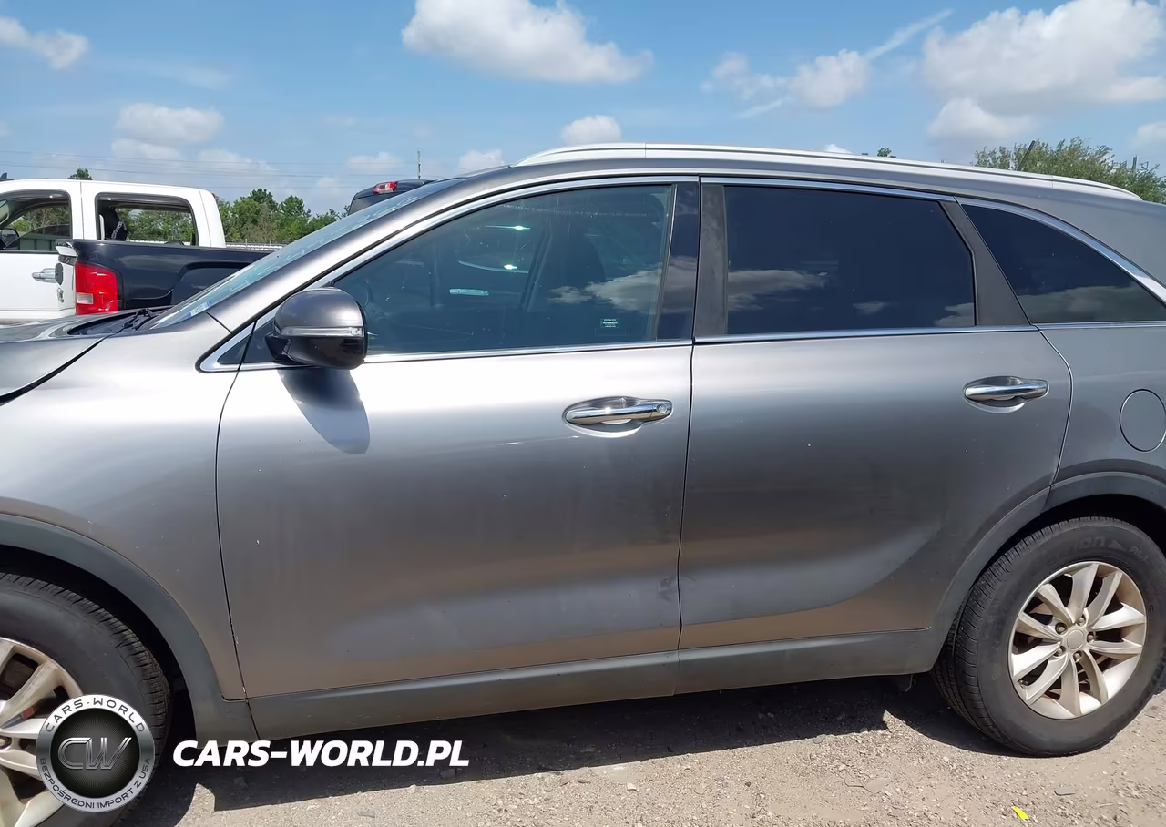 2016 Kia Sorento 3.3L Lx VIN:5XYPG4A58GG110441 - 14